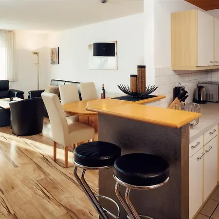 Ideal Apartment *