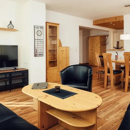 Ideal Apartment *
