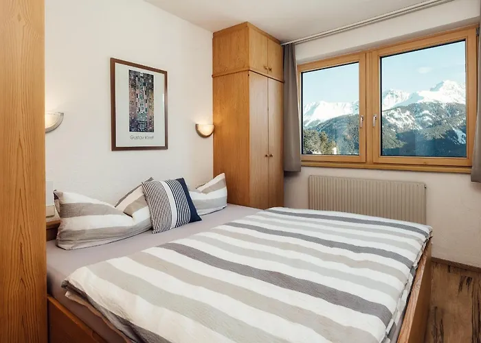 Ideal سيرفاوس